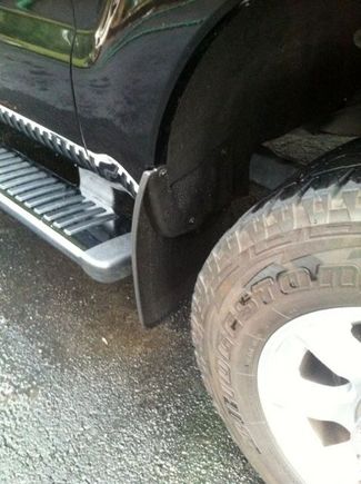 husky flap 2