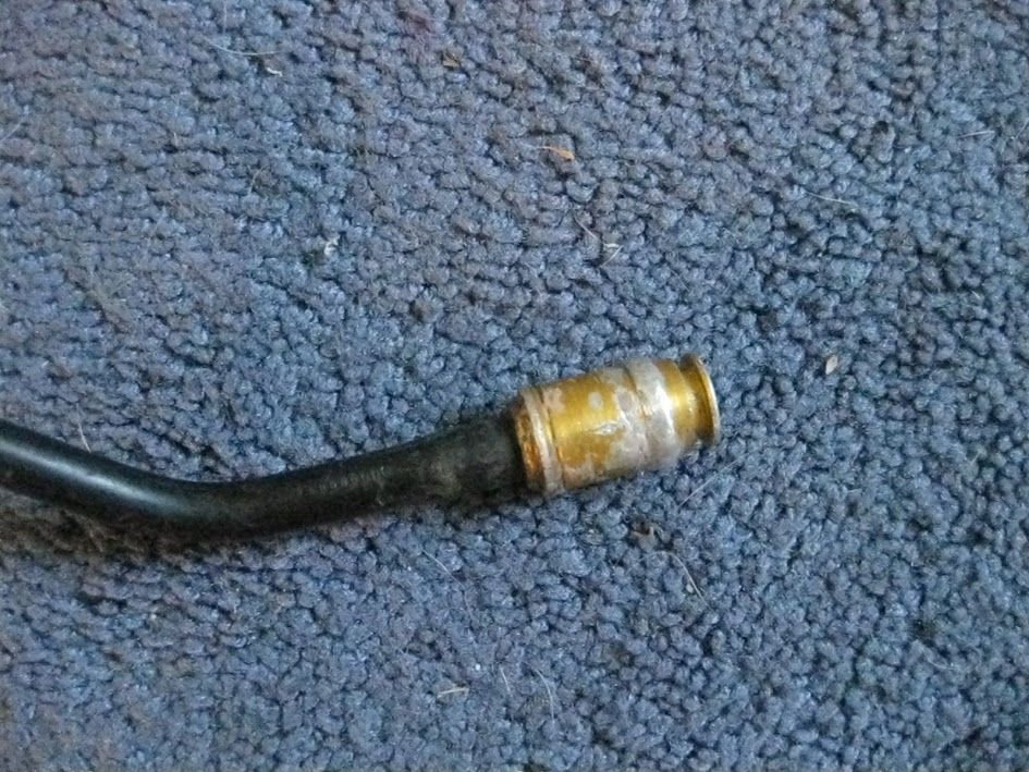 Clutch slave quick disconnect fitting keeps coming out Ford Truck