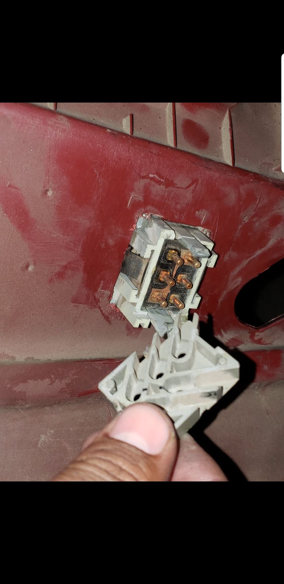 1985 Ford bronco passenger door power lock wiring. - Ford Truck