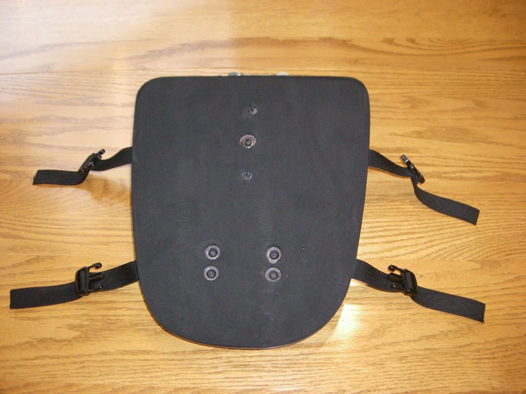 lockable tail bag