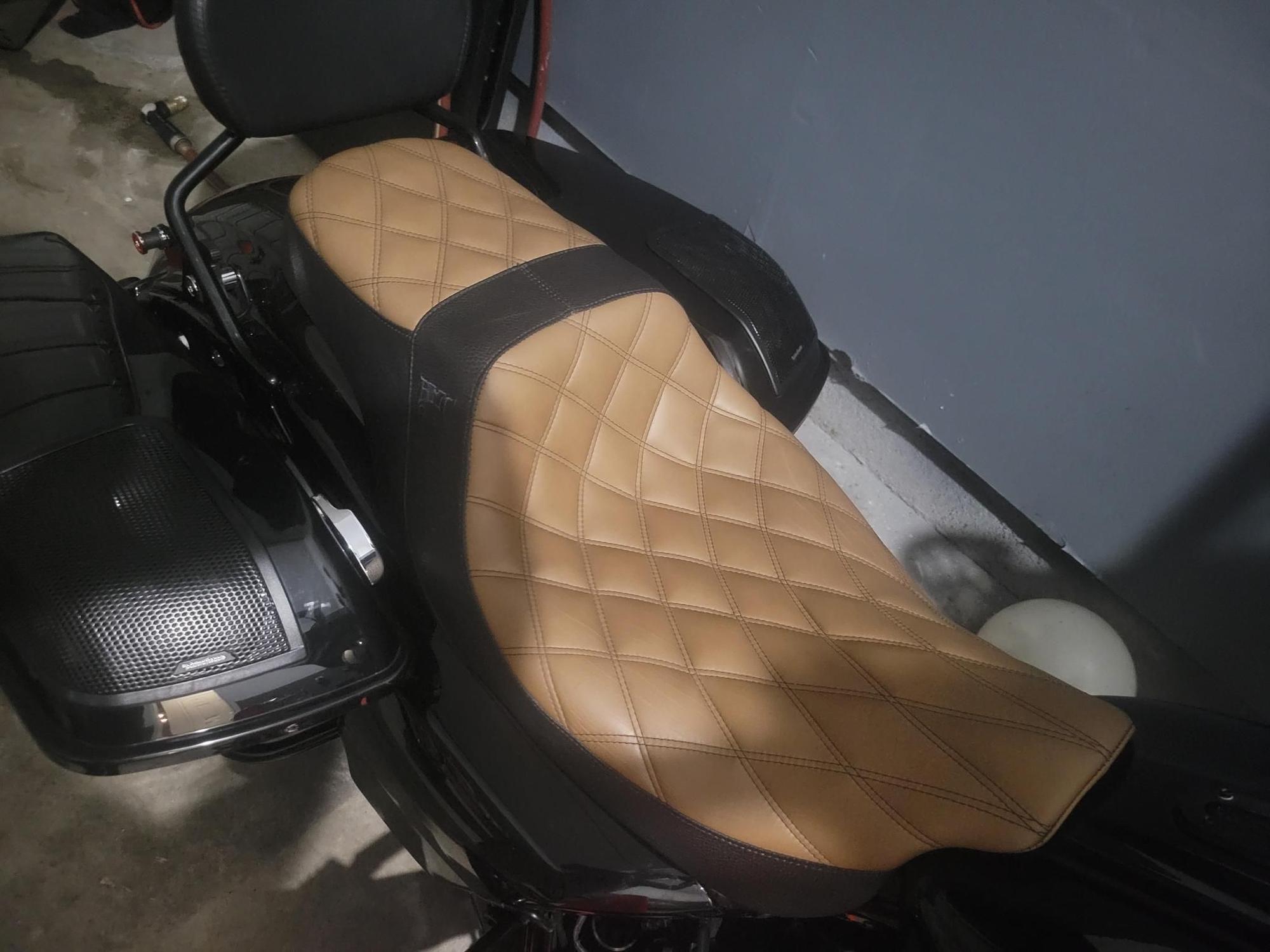 bmc seats dyna
