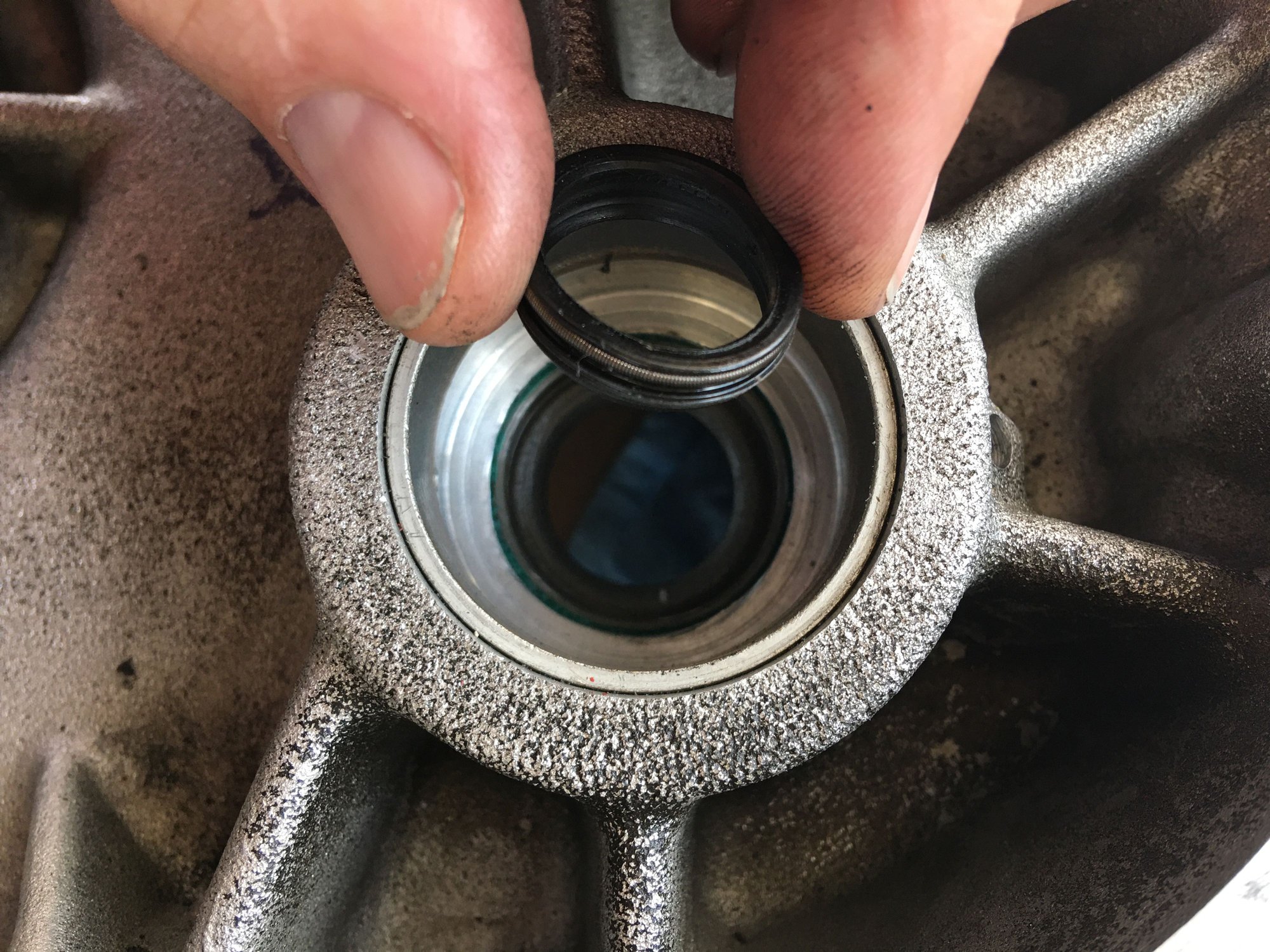 Jackshaft Oil Seal R&R Harley Davidson Forums