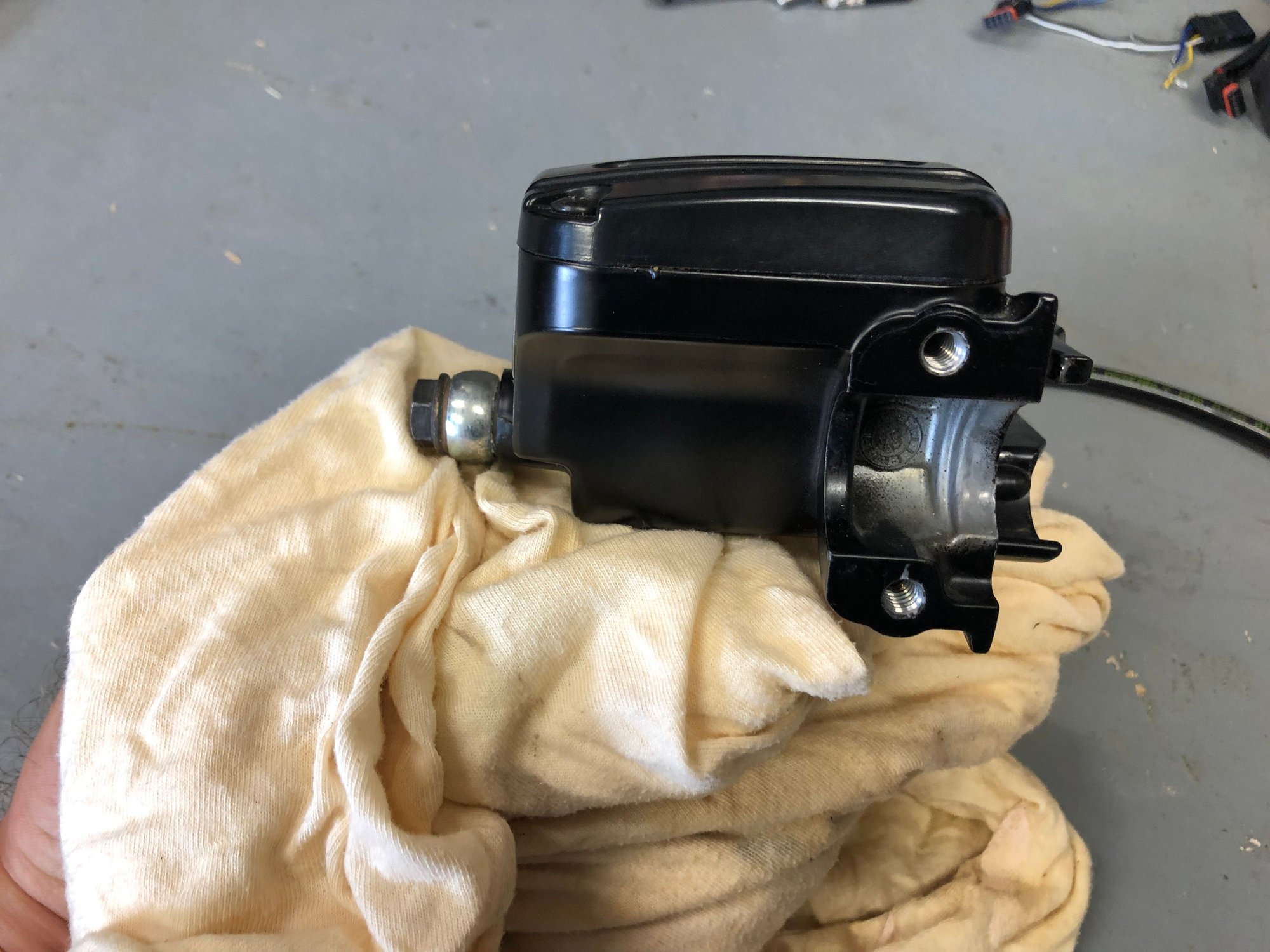 Harley Stock Brake Reservoir Harley Davidson Forums