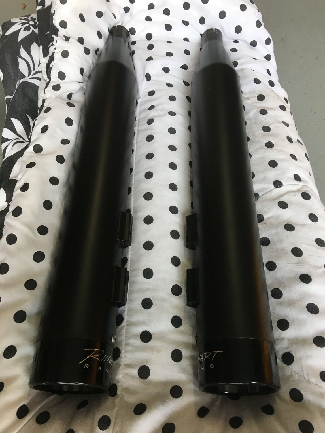 Rinehart Racing 4" black slip ons w 21/2" baffles Harley Davidson Forums
