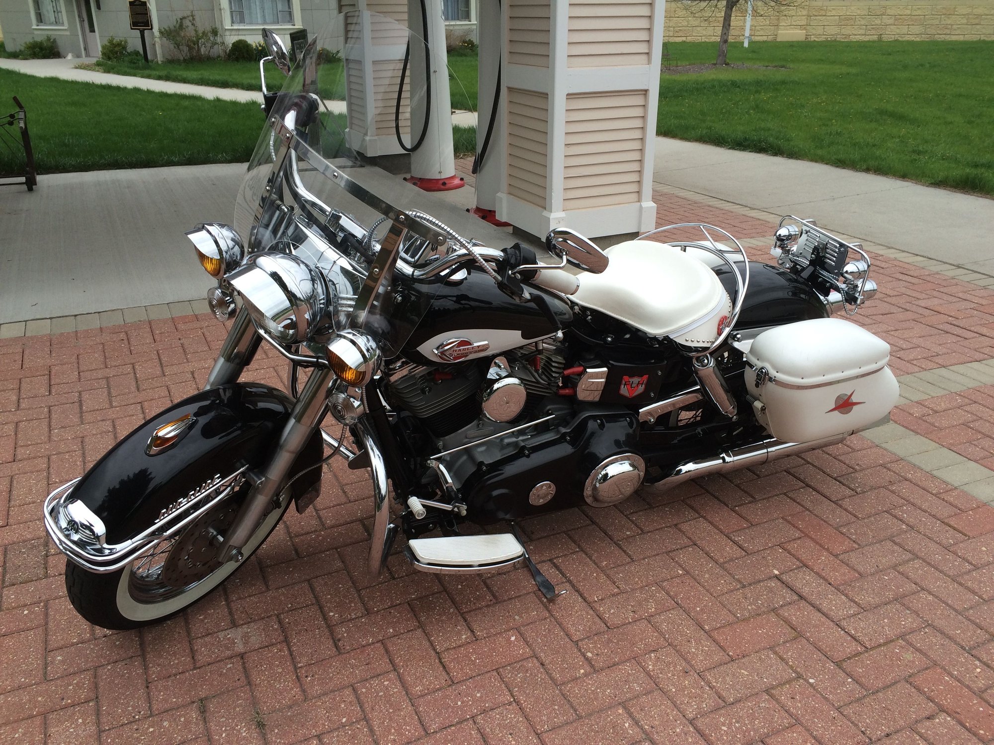 Road King Lamp Visors Harley Davidson Forums