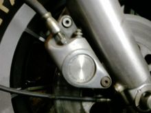 This is the stock caliper on my 1978 1/2 FXE that came stock with a dual disc brake setup