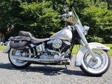 Originally acquired with Thunderheader 2 into 1 exhaust. Original saddlebags.