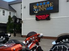Arrival at the “Seacliff Inn” our hotel for a 2 night stay.