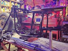 Mocking things up, and preparing forks for full rebuild. early 77 forks but for some reason has the adjustable style damper? Just another surprise from the old man lol.