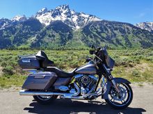 Gratuitous bike shot.