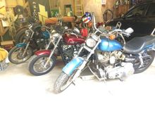 Just a peek of the garage.
80 superglide that was my fathers.