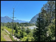 … Getting closer to hope… Thats the Fraser river on the right…