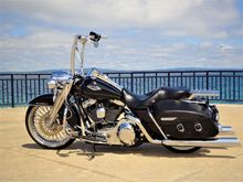 2004 Road King, 18" Flying Apes, 21 Front Wheel, 4" Bad Dad Long Shots