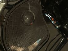 Here is a pic of mine. They should be wired in parallel.