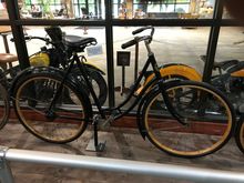 1899 ladies bicycle w/shaft drive! No rear chain to get her skirt caught in.