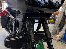 I did a powder exchange on the forks and cowbells. I also had the fork lowers and cowbells covered in PPF (clear bra). To finish it off I have ohlins Nix cartridges going in, a Klockwerks slicer fender also wrapped in PPF and black Lyndall rotors!! Merry Xmas!!!