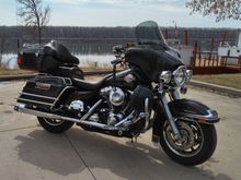 2006 FLHTCU