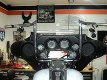 Beginning of the Yaffe ape installation