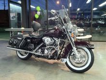 2005 FLHRCI at the dealership.