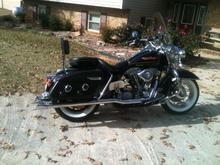 98 road king 2 a few months after minor maintenance repairs . finally road ready