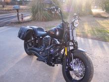 08 crossbones
