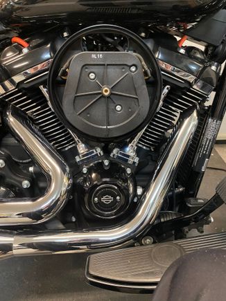 Any side out the bottom going behind the pipes is super close? Any ideas?