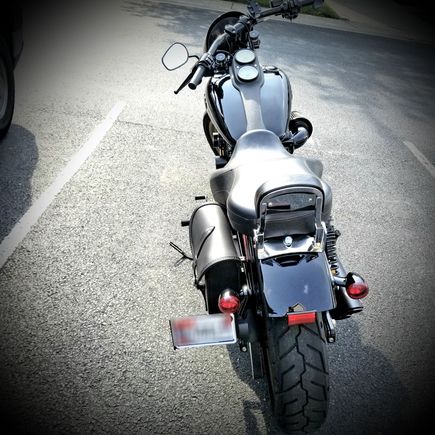 Ends Cuoio small tango solo bag and HD Tallboy seat.
