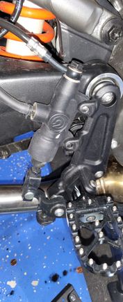 Remove clevis pin