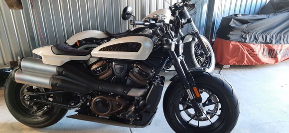 Sportster S new stock. Give 