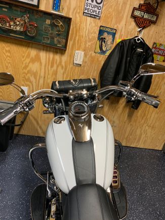 HD Retro mirrors - good visibility! and recessed gas caps.