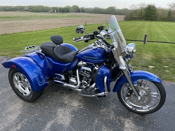 Mustang Seat on Freewheeler, Bike NOT FOR SALE, traded for 2021 Tri Glide