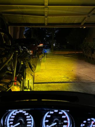 Just yellow running lights 