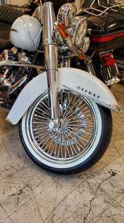 running a 18" x 3.5 rydewright 50 spoke front and rear