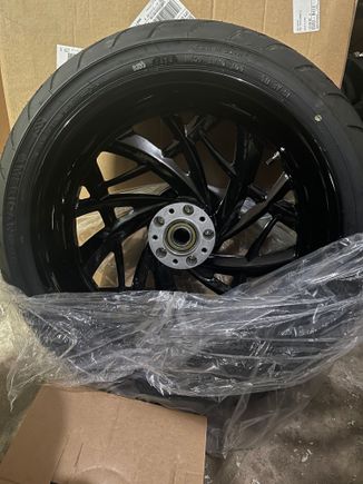 18” SMT Astro rear wheel/tire