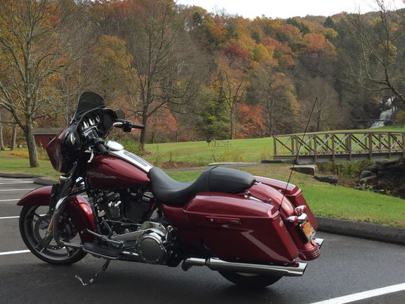 My '17 Street Glide at Kent Falls, CT yesterday. Just turned 6000 miles and I'm still loving this bike!