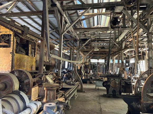 Old machine shop. Parts in here and outside