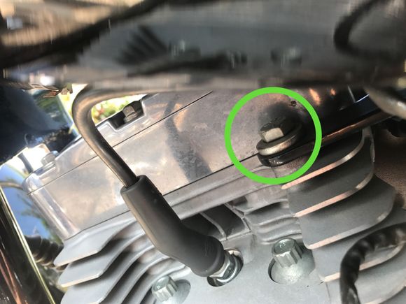 This is bolt on front of mount. Presumably same size as rear