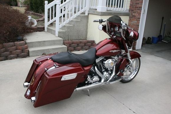 Paul Yaffe 12" Monkey bars, Topshop extended bags, extended rear fender and FBI tank dash.