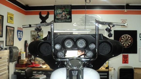 Beginning of the Yaffe ape installation