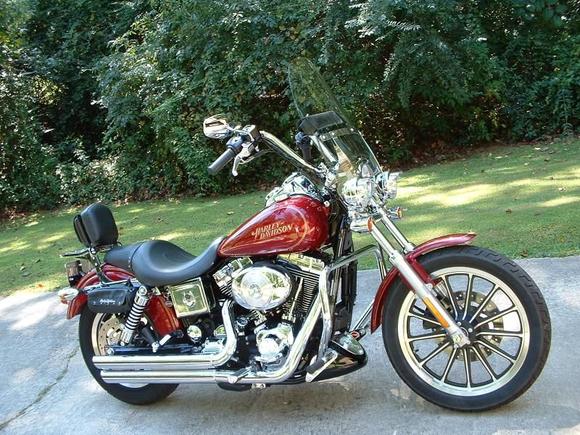 2005 FXDL WITH LOWER FAIRING, AUX LIGHTS, AUDIO SYSTEM, SE EXHAUST &amp; MORE