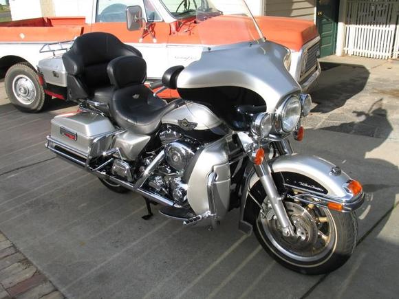 Harley  WheelDock center stand 001