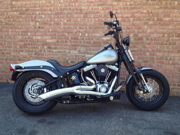 2009 Crossbones in April 2013 as I got her. Plenty of changes planned for this bike. Everything on order!