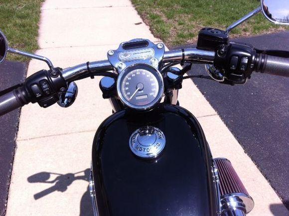 Powder coated levers and black diamond grips