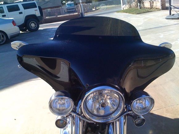 Mempis Shades Batwing Fairing-closeup front
