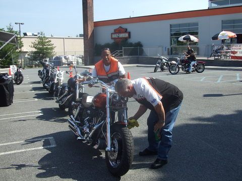 Demo Truck Day 6/09 - New Roc H-D