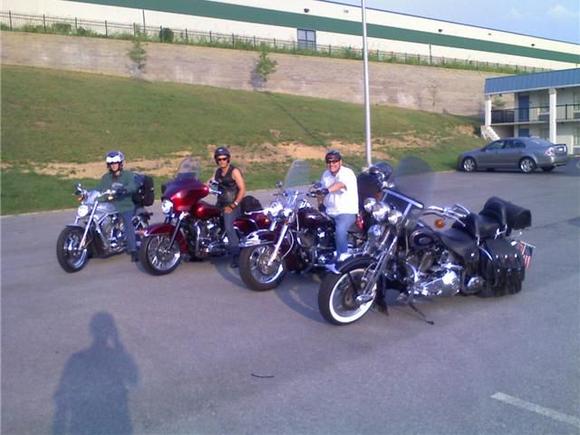 colin, dad, joe, springer.  this picture was taken in roanoke.  my springer blew up in Little Rock so i bought a new ultra