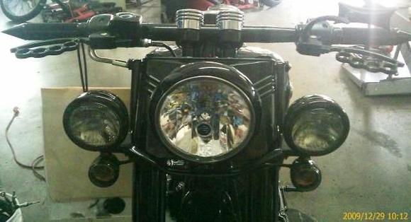 new 1 1/2 inch broomstick drag bars
Carlini Piston Risers
powdercoat aux lights and turn signals