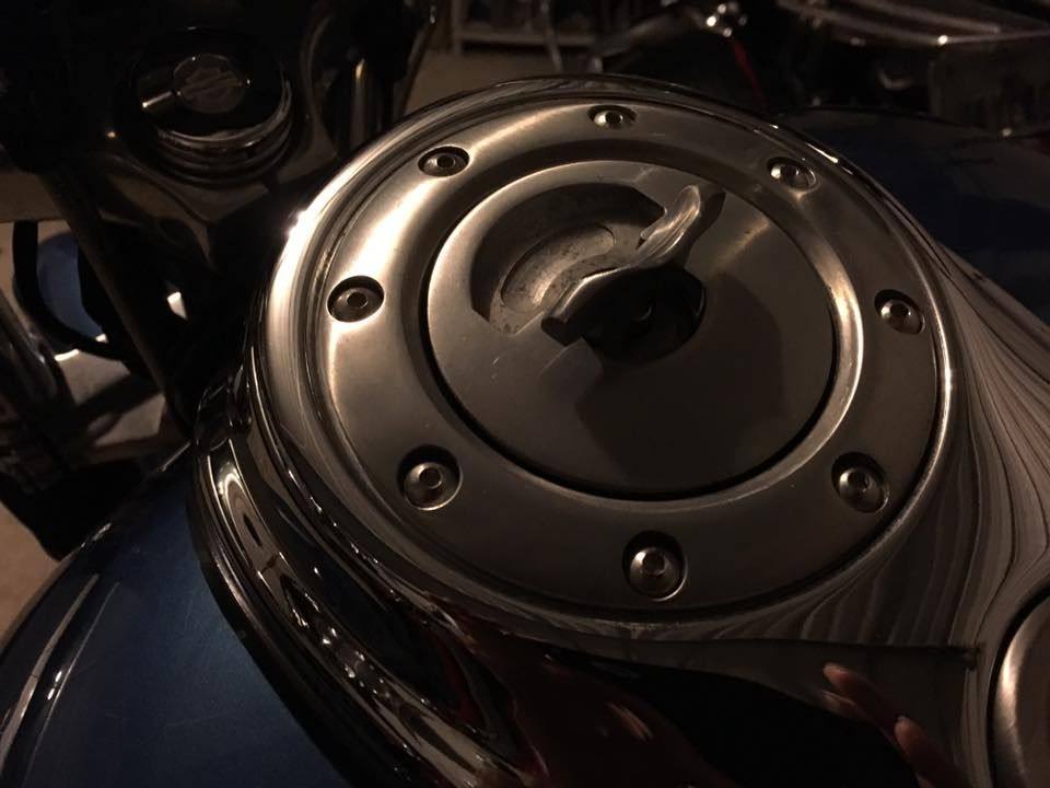 04 Superglides gas cap stuck Harley Davidson Forums