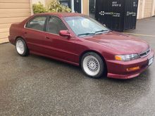 Just got my 1st honda, 1996, inline 4 auto, new brakes, compustar 2 way alarm, aem short ram intake, tein coilovers and shocks, alpine bluetooth and speakers, xxr wheels, falken ziex 205/50r16. Mint interior, original paint, looks good from 50 ft.