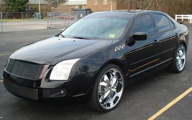 1st Ford Fusion rollin on 22's!